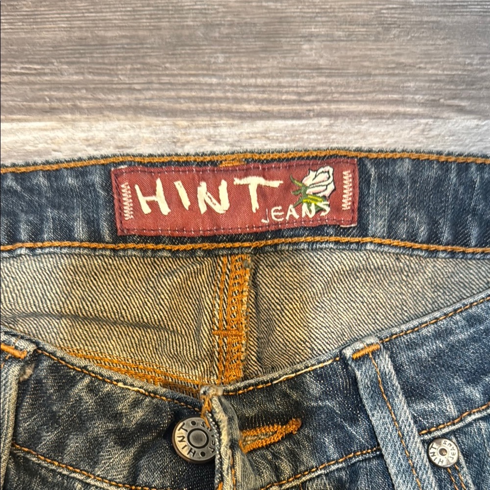 Hint Classic Blue Jeans with Contrast Stitching and Leather Patch